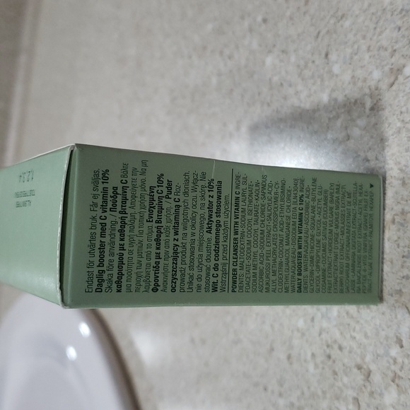 CLINIQUE FRESH PRESSED 7 DAYS SYSTEM WITH PURE VITAMIN C - Picture 4 of 7